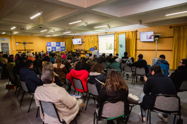 CHARLA-LIDERAZGO-UC-metahumano-3